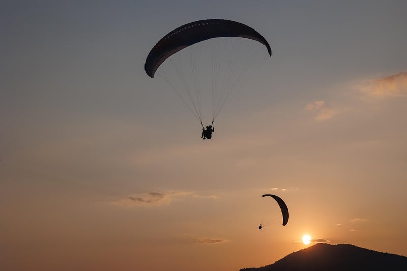 Paragliding